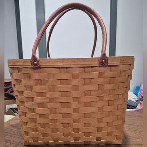 Large Longaberger Good Ol' Summertime Basket With Protector